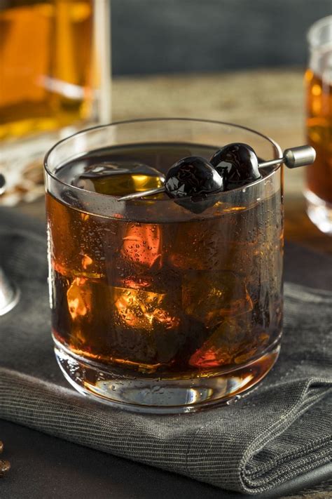 23 Best Bourbon Cocktails To Try Tonight Insanely Good