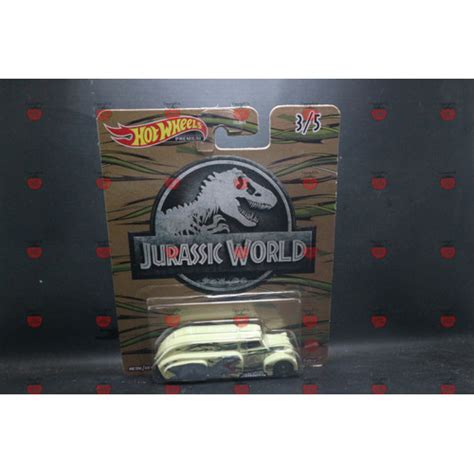 Jual Hotwheels Hot Premium Jurassic World Set Series Dodge Airflow Tahun Kab Sidoarjo
