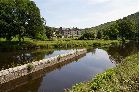 Abbaye Notre Dame De Bon Repos L Abbaye Cistercienne Fut F Flickr