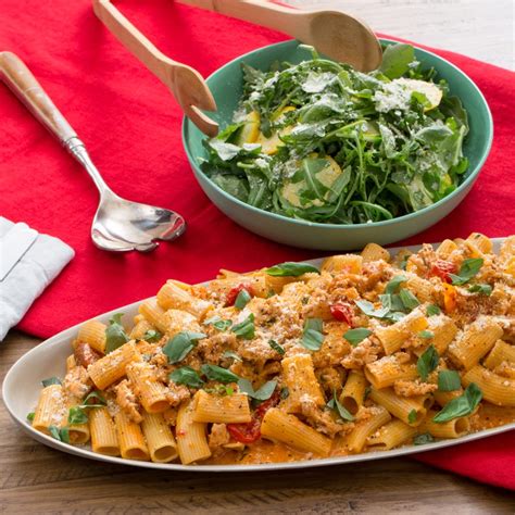 Recipe Chicken Bolognese And Rigatoni Pasta With Mascarpone Cheese