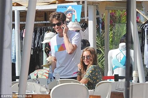 Joey Essex Puckers Up With Girlfriend Georgie Purves Daily Mail Online