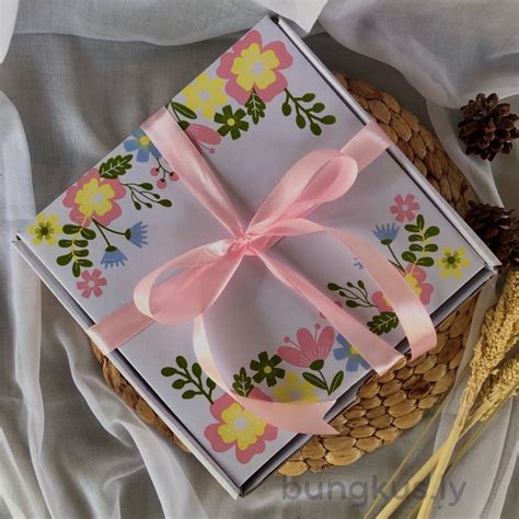 Jual Paket Hemat Box Hampers Gift Box Kotak Ulang Tahun Hampers