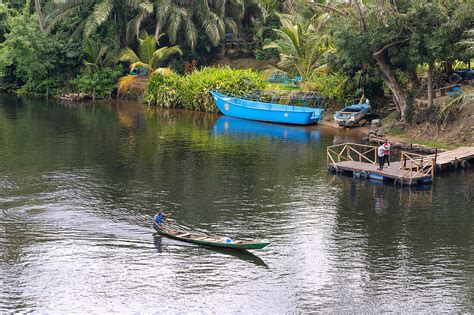 Fisherman In A Pirogue On The Volta License Image 71426550 Lookphotos