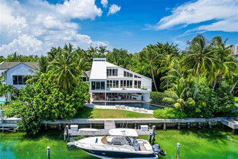 Yachtsmans Choice Key Biscayne Magazine