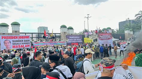 Ramai Aksi Kawal Putusan Mk Dan Tolak Ruu Pilkada Simak Aturan