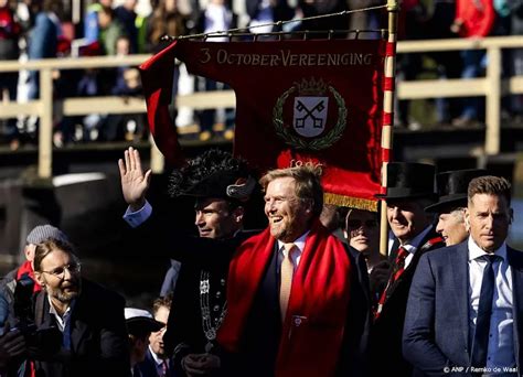 Koning Houdt Traditie In Stand Met Bezoek Aan Leidens Ontzet