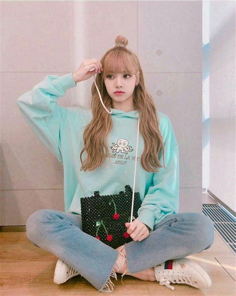 Лалиса Манобан Lalisa Manoban Lalisa Lisa♡♡ Blackpink Fashion