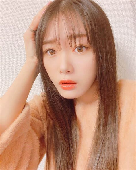 長谷川玲奈さんのインスタグラム写真 長谷川玲奈instagram 「😯⇦ちょっと似てる⁈笑」12月3日 17時24分 Bbg Rena0315