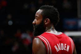 Harden volvió a ser la figura ganadora de los Rockets AS