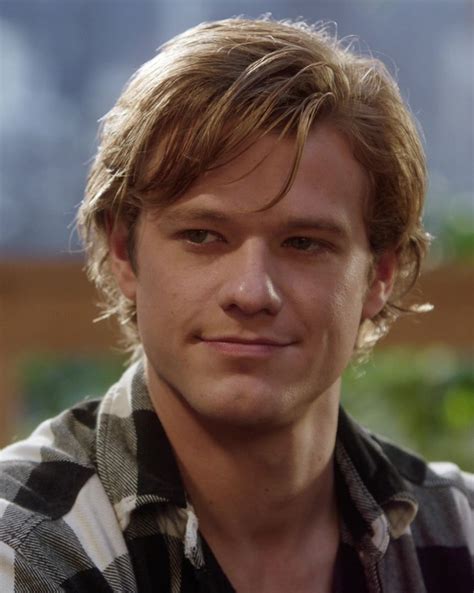 Pin by Silvia Barboza on People I Admire | Lucas till, Lucas till ...