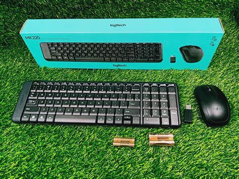 Logitech Wireless Keyboard And Mouse Mk220