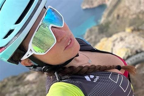 Cecilia Sope A La Ciclista Espa Ola Que Triunfa Marca