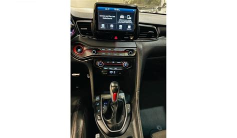 Used Hyundai Veloster Turbo 2019 for sale in Dubai - 655965