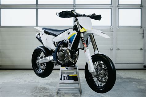 Husqvarna Mobility Presents Updated Fs For Husqvarna Motorcycles