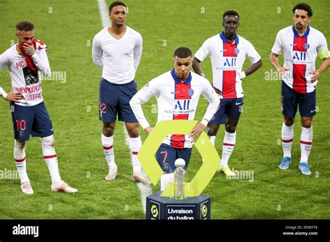 Kylian Mbappe Psg Trophy Hi Res Stock Photography And Images Alamy