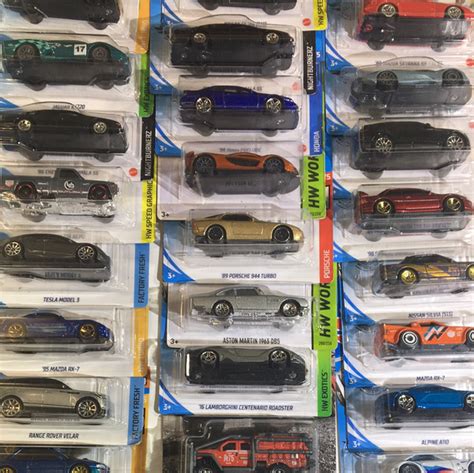 Hot Wheels Mystery Boxes Flipn Diecast