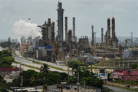 Bonos de Venezuela y Pdvsa bajo vigilancia por índices clave de JPM