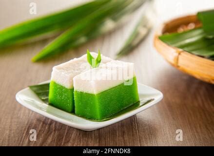 Kuih Lapis Malaysia / Kuih Lapis Resepi Ceria Dan Sedap Honest Food ...