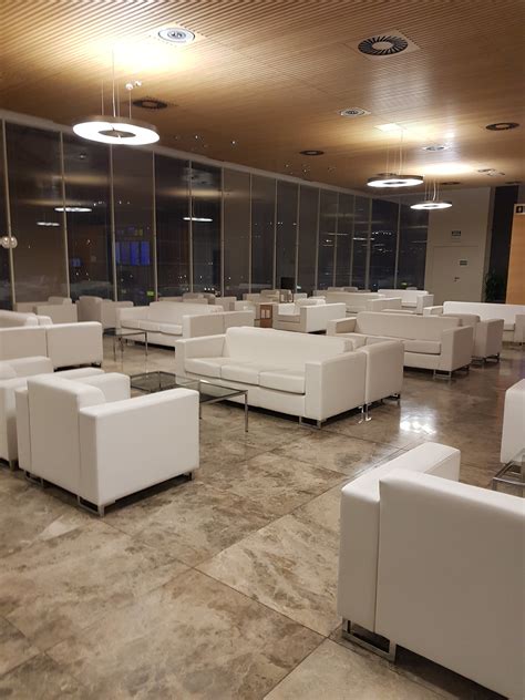 Review Alicante Airport Sala Ifach Lounge Insideflyer Uk