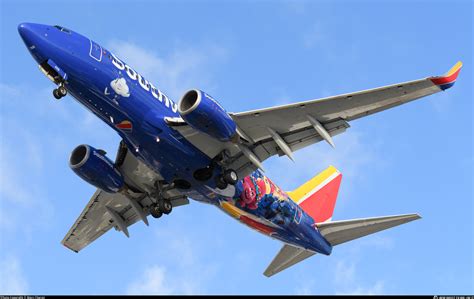 N Wn Southwest Airlines Boeing H Wl Photo By Marc Charon Id