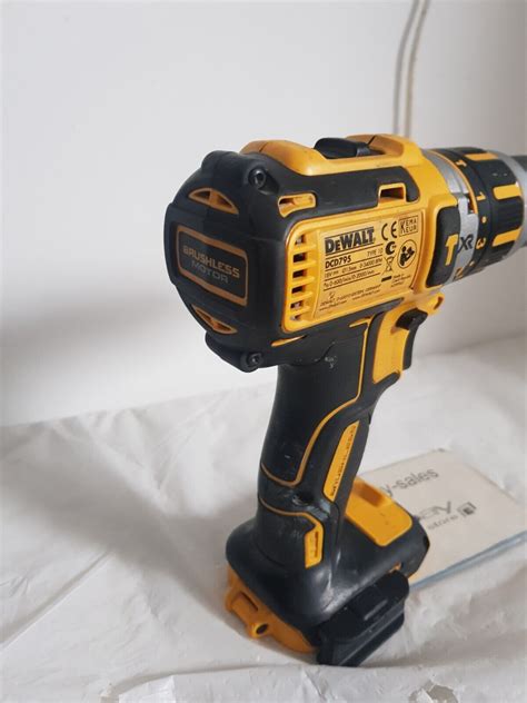 Dewalt Dcd795 Compact 18v Xr Brushless Combi Hammer Drill Body Only