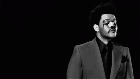 The Weeknd Abel Tesfaye GIF – The Weeknd Abel Tesfaye The Weeknd SNL – discover and share GIFs