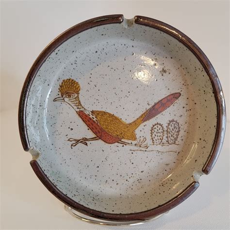 Vintage Otagiri Japan Roadrunner Pottery Ashtray Southwest Road Runner