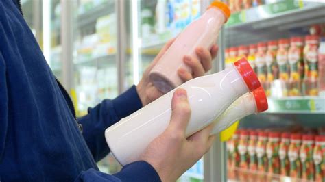 Диетолог раскрыла чем опасны обезжиренные продукты Бобёр ру