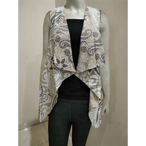 Jual BLAZER PENDEK MOTIF BATIK BLAZER PENDEK FIT TO XL Shopee Indonesia