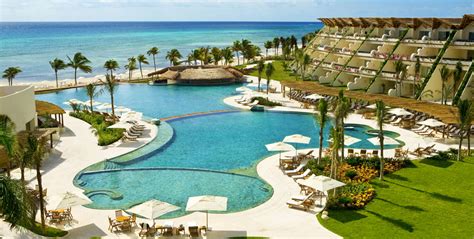 Family friendly Mexico Resorts for Family Vacations with kids