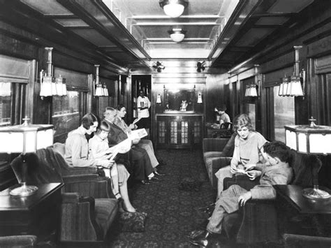 The Glamour of Train Travel: 40 Vintage Photos Show How Glamorous Train ...