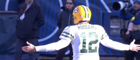 Aaron Rodgers Was Visibly Upset At Matt Lafleur On The Sidelines Over A