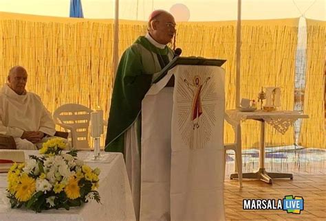 Marsala Al Circolo Velico La Santa Messa Celebrata Dal Vescovo Giurdanella