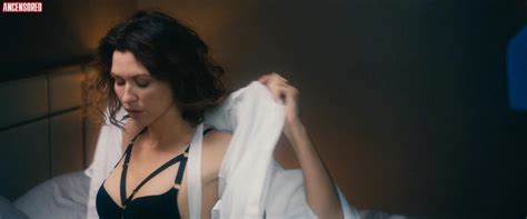 Naked Margo Stilley In The Host I