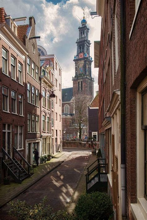 Westerkerk Vanuit De Eerste Leliedwarsstraat