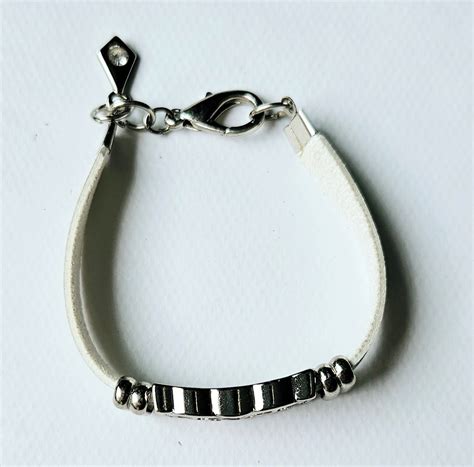 Pulseira Bracelete Feminina Prata Em Couro Branco Elo