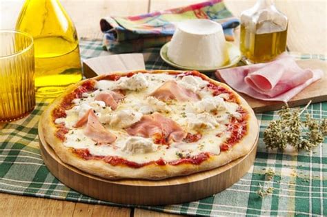 Recette Pizza La Mozzarella Ricotta Et Jambon Pizza Galbani