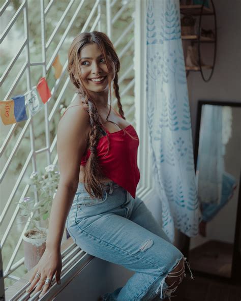 Chirasree Sarkar | Sringar piya ki . . . . . #explore #fyp #