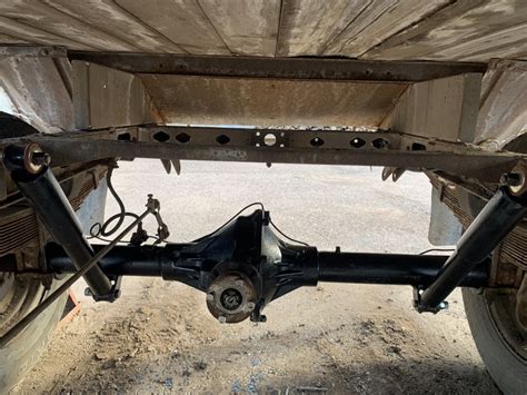 Кронштейн крепления заднего амортизатора — УАЗ 39094, 2,7 л, 2013 года ...