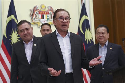 Media Selangor On Twitter Selangor Journal Pm Anwar Wants Cabinet Civil Servants To Work As