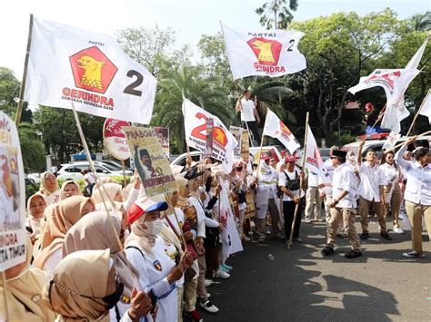 Gerindra Daftarkan Bacaleg Pemilu 2024