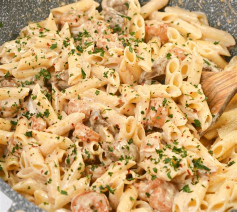 Cajun Shrimp And Steak Alfredo Sweet Pea S Kitchen