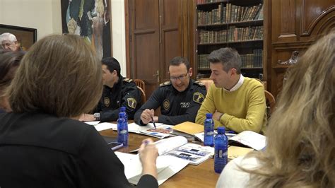 Roda De Premsa Posterior A La Junta De Seguretat De Falles De Benicarl