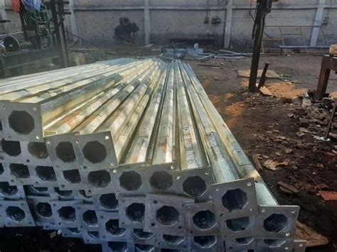Hot Dip Galvanized Octagonal Pole For Street At 5000 Piece In Kanpur