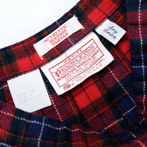 Rare Vintage PENDLETON Authentic Manson Tartan Petite Gem