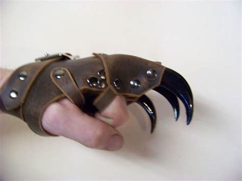 Clawed Gloves Strongholdleather Claw Gloves Leather Leather Bracelet