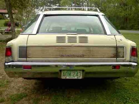 Purchase Used 1971 Pontiac Safari Station Wagon 1 Owner In Dry Storage