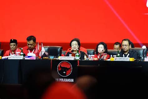 Megawati Soekarnoputri Tutup Rakernas Iv Pdip Instruksikan Pemenangan