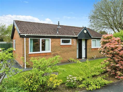 2 Bed Bungalow For Sale In Masonwood Fulwood Preston Lancashire Pr2