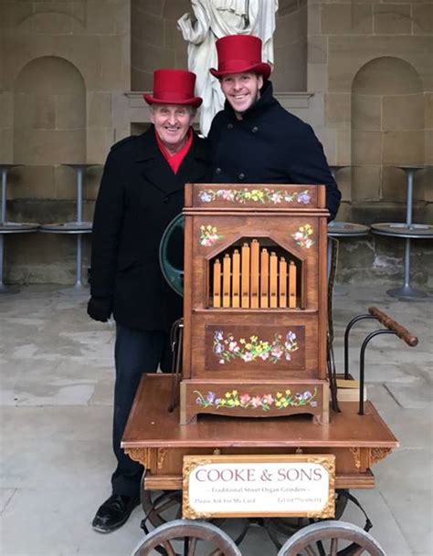 Traditional Organ Grinders